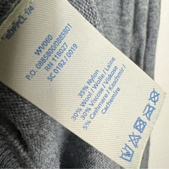 Boden wool cashmere blend grey embellished beaded sweater size 4 great condition - Picture 6 of 7